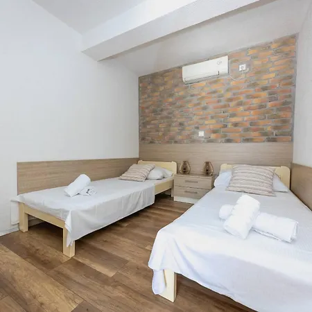 Hacienda Maximilian Croatia-trogir Gornji Seget